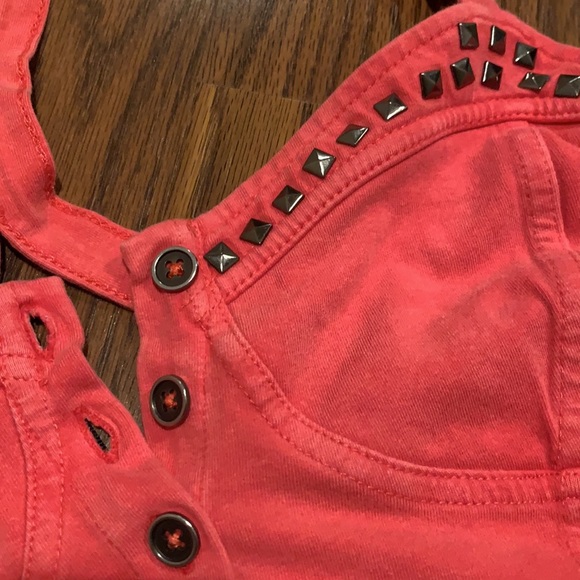 ❌SOLD❌Studded crop top - Picture 11 of 12